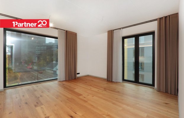 картина 1 of 54