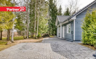 Image of AVAR JA VALGUSKÜLLANE 4 MAGAMISTOAGA ERAMU METSANURMES!