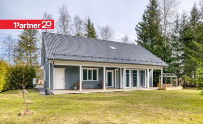 Image of AVAR JA VALGUSKÜLLANE 4 MAGAMISTOAGA ERAMU METSANURMES!