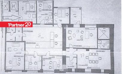 Image of Kesklinna hoone suure parkimisplatsi juures!