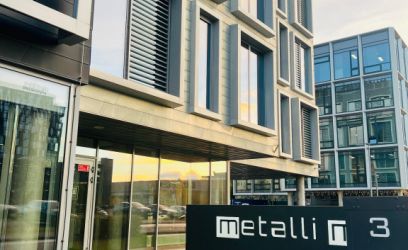 Pilte Büroopind Metalli Majas – ruum kasvuks ja arenguks