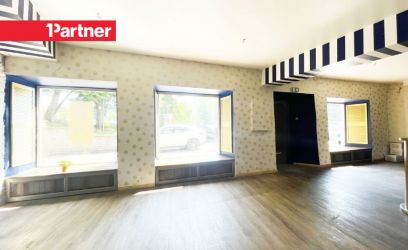 Image of Toitlustuspind kohe saadaval! Terrassi võimalusega maja ees