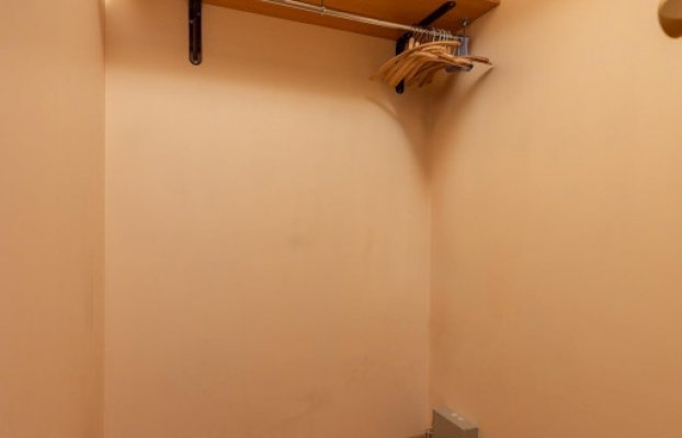 Image 16 of 21