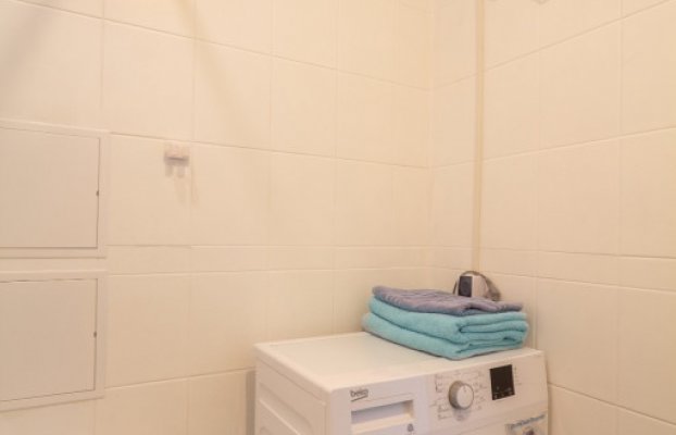 Image 15 of 27