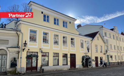 Pilte MÜÜME AJALOOLISE BÜROO- JA ÄRIHOONE TALLINNA VANALINNAS!