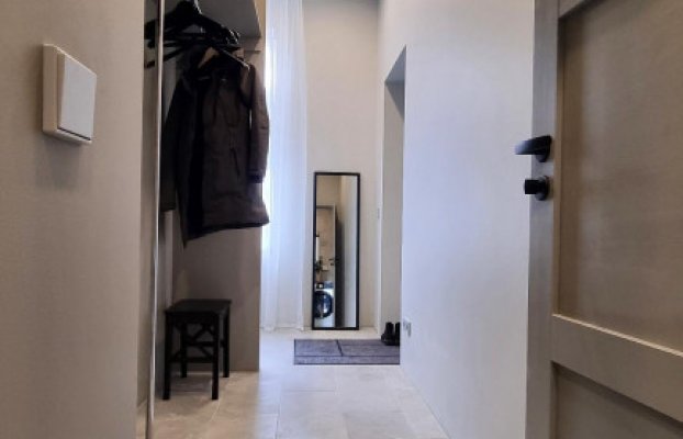 Image 21 of 29