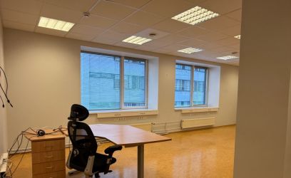 Image of Büroopind kohe saadaval! Veega ruum!