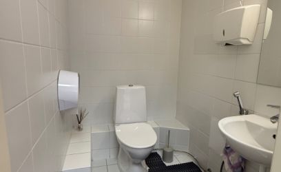 Image of Büroopind kohe saadaval! Veeühendusega ruum!