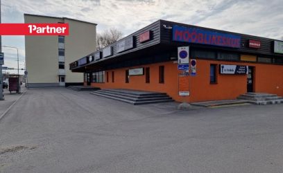 Pilte Müüa kaubandus- ja teenindushoone