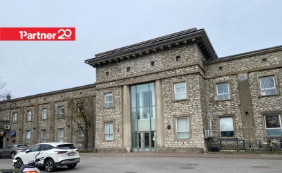 Image of Peterburi tee 49