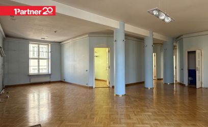 Image of Valgusküllane büroo Vanalinna vaated!