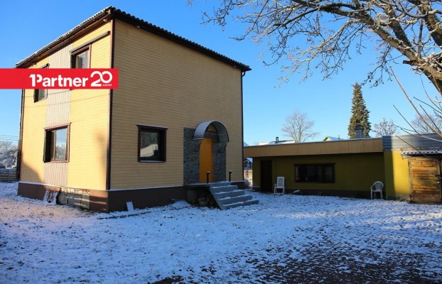 Image 2 of 25