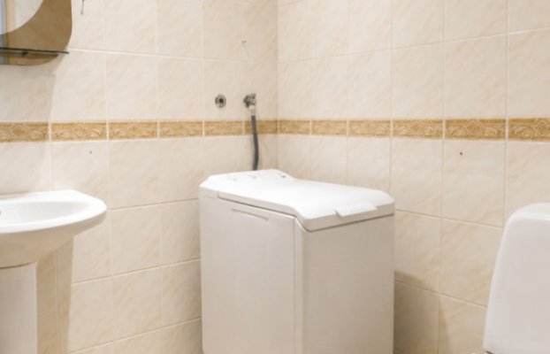 Image 21 of 28