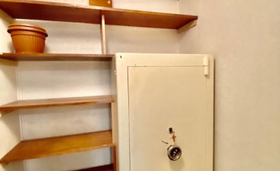 Image of SOODNE ÄRIPIND SEIFIGA JA RIIULITEGA KRISTIINES!