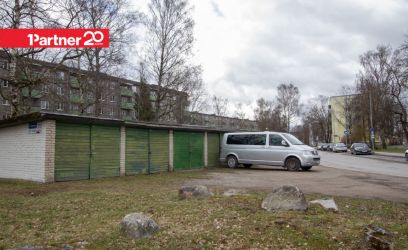 Image of E. Vilde tee 121d