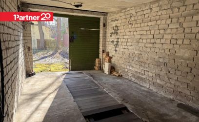 Image of VÕIMALUS ÜÜRIDA KORRAGA KAHTE KÕRVUTI PAIKNEVAT GARAAŽIBOKSI!