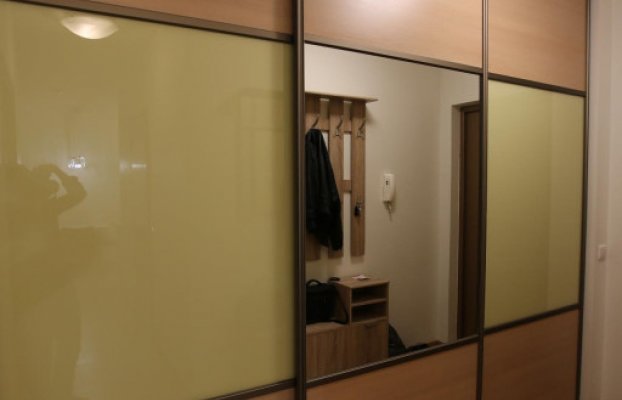 Image 19 of 27