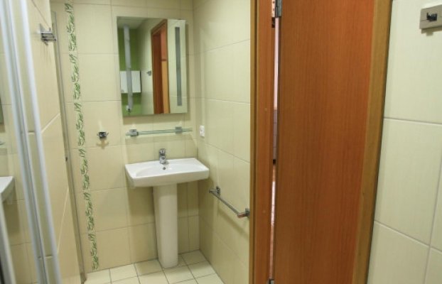 Image 10 of 27