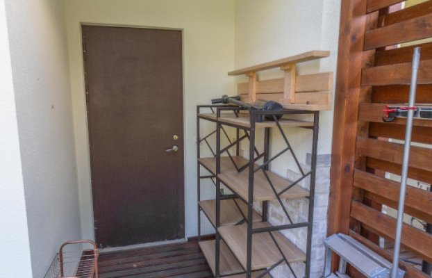 Image 30 of 32