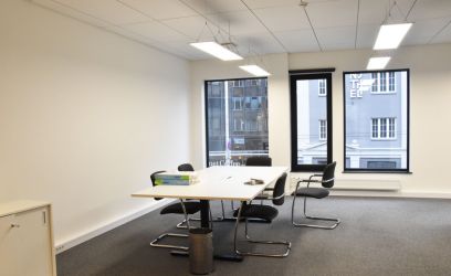 Image of KAUNIS BÜROOPIND UUES HOONES!