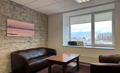 Image of Büroopind kohe saadaval väga hea hinna ja kvaliteedi suhtega!