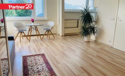 Image of Avarus, valgus, rahu – stuudiokorter, mis ootab Sind!