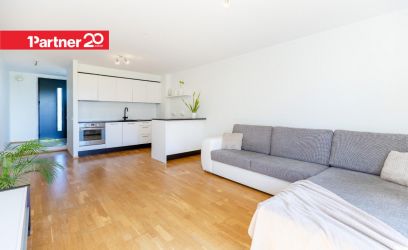 Image of PÄIKESEKÜLLANE RUUMIKAS 2-TOALINE KORTER PEETRI SÜDAMES!