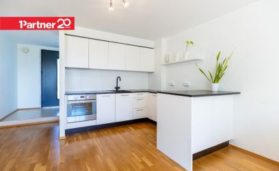 Image of PÄIKESEKÜLLANE RUUMIKAS 2-TOALINE KORTER PEETRI SÜDAMES!