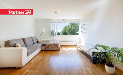 Image of PÄIKESEKÜLLANE RUUMIKAS 2-TOALINE KORTER PEETRI SÜDAMES!