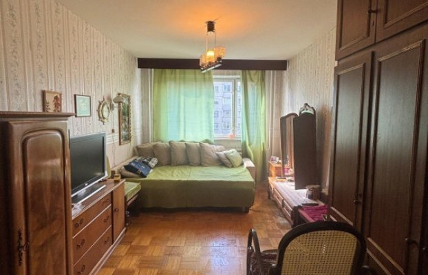 Image 1 of 20