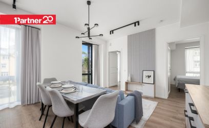 Image of MÖÖBEL HINNAS, PARKIMISKOHT HOOVIS, KAKS RÕDU!