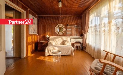 Pilte KAUNIS KRUNT MAARDU JÄRVE ÄÄRES