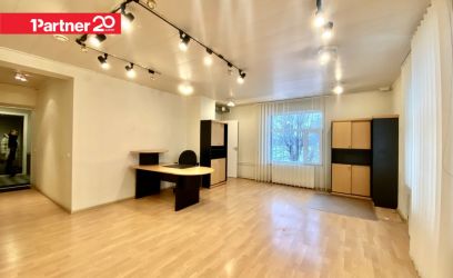 Image of HUBANE ÄRIPIND. 2 TUBA. TASUTA PARKIMINE.