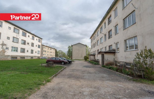Image 21 of 27