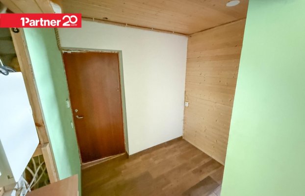 Image 19 of 27