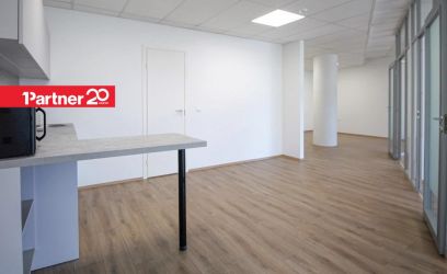 Pilte Kaasaegne büroo Pärnu maanteel