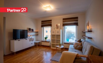 Pilte Varjualune parkimiskoht, lemmikloom lubatud!