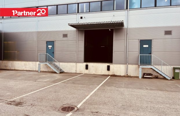 Image 14 of 15