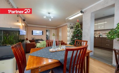 Image of SUUR KORTER KADRIORU JA PAEPARGI LÄHEDAL