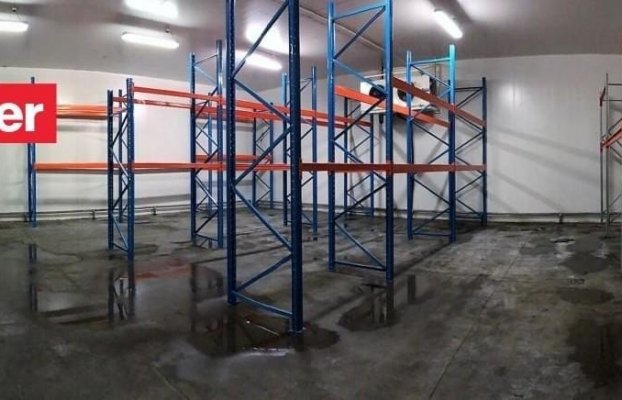 Image 15 of 27