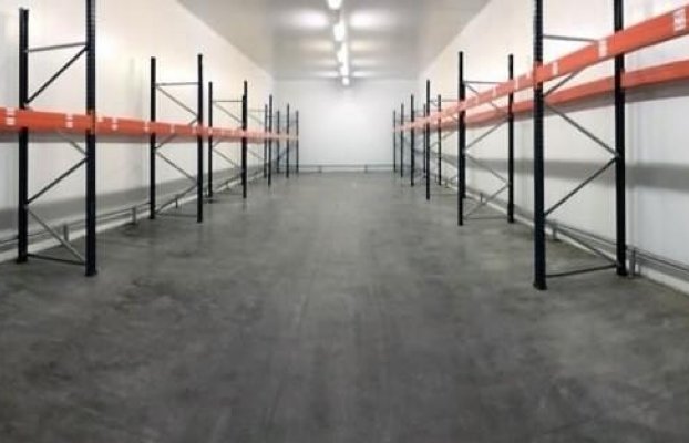 Image 10 of 27