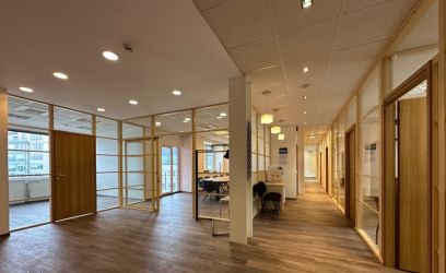 Pilte Anname üürile valgusküllase büroopinna ilusate vaadetega merele!