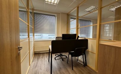 Pilte Anname üürile valgusküllase büroopinna ilusate vaadetega merele!