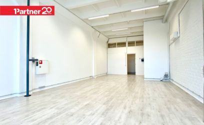 Pilte BÜROO. TEENINDUSPIND. KONDITSIONEER ja PÄIKESEKILED. VESI