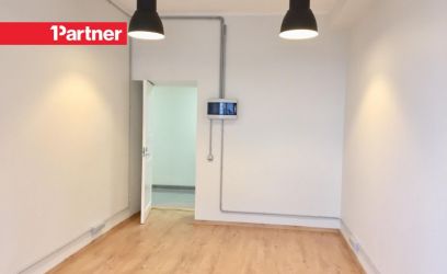 Pilte KÕRGEMA KORRUSE VÄIKE BÜROO!