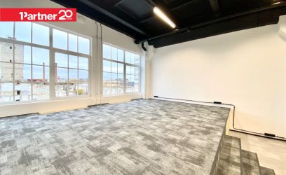 Pilte STIILNE, KÕRGE LAEGA 4,5m RUUM. VEEÜHENDUS. OMA WC.