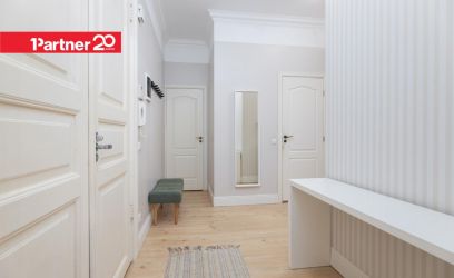 Pilte ERILINE KODU LINNAS: AJALOOGA KORTER KAMINA, OMA PARKIMISKOHAGA!