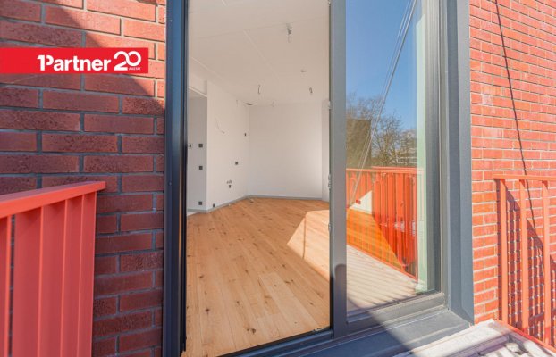 Image 21 of 27