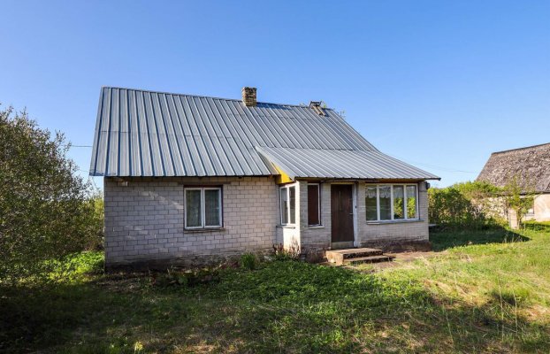 Image 10 of 24