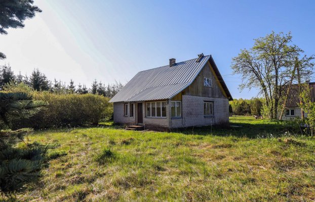 Image 11 of 24